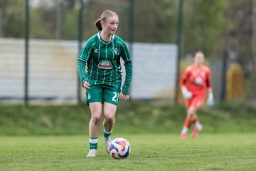 Bild 156 - wBJ Hamburger SV - SV Werder Bremen : Ergebnis: 2:2